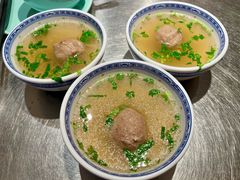 -LuOne凯德晶萃广场(徐家汇路店)
