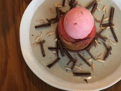 -ROAST coffee & eatery