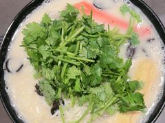 -肥汁米蘭香港米线(长宁来福士店)