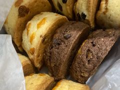 -SKROLL卡特司库·蛋糕定制·生吐司·司康(古北程家桥店)