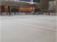 -冠军冰场(环球中心店)