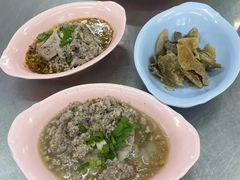 猪肉细米粉汤-榮泰米粉湯(Left Shop)