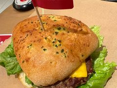 -必胜客(大宁路店)