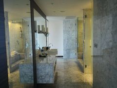 -上海虹桥西郊假日酒店