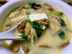 -苏莱特色牛骨滩羊手抓馆(长城东街总店)