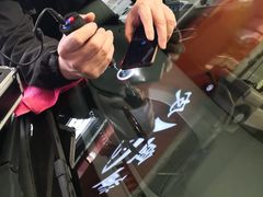 -鲨鱼皮汽车凹陷玻璃修复(静安店)