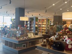 -魔方城市书房(中街益田店)