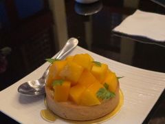 -亚龙湾喜来登·美景台大堂吧