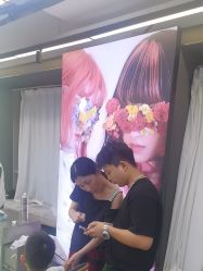 -藤野造型烫发染发