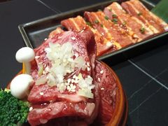 -山川小町·极番烧肉(新地假日广场店)
