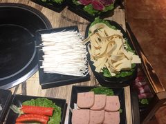 -销魂美蛙鱼头火锅(上海首店)