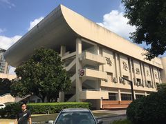 -上海市浦东外事服务学校