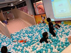 -布鲁豪斯亲子欢乐家庭餐厅