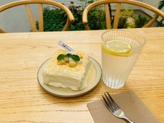 -禾康家蛋糕店