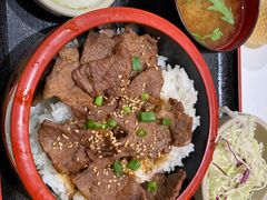 嫩肩烧肉饭-牛邸·烧肉饭(来福士店)