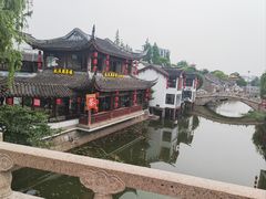 -海底捞火锅(长宁路龙之梦店)