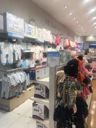 -乐友孕婴童(勒泰中心店)