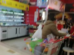 -卜蜂莲花(浦江城市生活广场店)