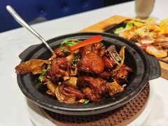 三杯鸡-鹿港小镇(金虹桥国际中心店)