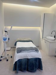 -VE专注问题肌·赛诺龙&科学美肤中心