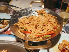 -川流不息·地道川菜·小龙虾(新松江路店)