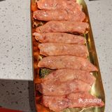 周末就是要和别的人一起吃肉肉呀