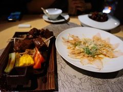 薄切鲜鱼片-穹六人间 people 6(岳阳路店)