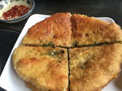 鲜肉饼-乐山食古香跷脚牛肉