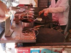 -正宗杂粮煎饼香软鸡蛋饼