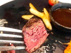 -La Mer Restaurant & Lounge