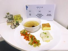 -小象托育