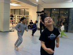 -EFL巴西柔术·综合格斗·泰拳·少儿体能训练(虹桥德必馆)
