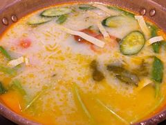 酸辣锅底-洱火云南酸菜牛肉火锅(石景山当代商城店)