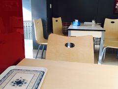大堂-闫家驴肉老店(华电一校店)