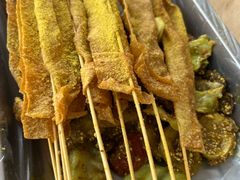 -二钢串叔麻辣烫(华龙大厦店)