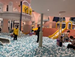 -奈尔宝·儿童乐园·亲子餐厅(鄞州万达店)