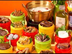 -卤小弄热卤转转小火锅