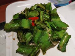 龙豆-滕记星发餐室·新加坡菜(巨鹿路店)