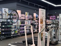 -迪卡侬(顺峰山店)