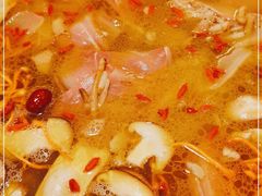 -云南邹记天麻火腿鸡(簇桥店)