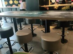 大堂-麦当劳(王顶堤店)