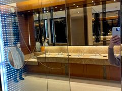 -香港ELEMENTS圆方