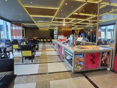 -大中华希尔顿酒店-念自助餐·嗨啤·小龙虾