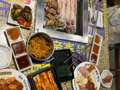 -阿亲家·韩式无限烤肉(春熙路店)