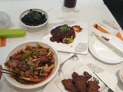 -乾隆美食·本帮菜(黄河路店)