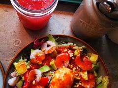 虾仁牛油果沙拉-RAC BAR(安福路店)