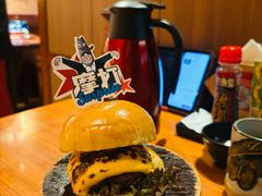 爆汁芝士澳洲黑牛堡-摩打食堂(佳兆业店)