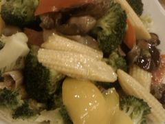 IMAG0303-巴扎美食·新疆菜·西域歌舞表演餐厅(新疆大厦店)