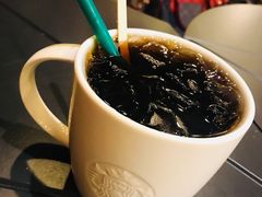 -星巴克臻选(济南恒隆店)