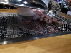-肉甲韩国木炭烤肉(新壹街1店)